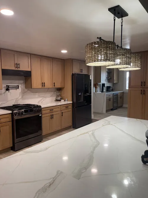 Contemporary Kitchen Layout in Arroyo Vista